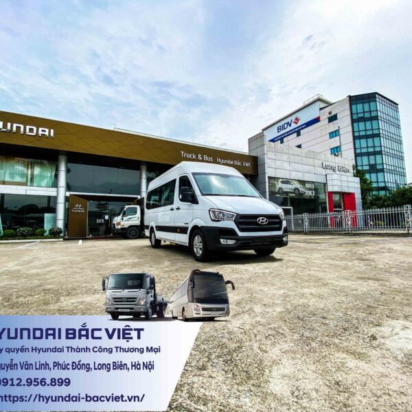 Xe khách hyundai solati 16 chỗ
