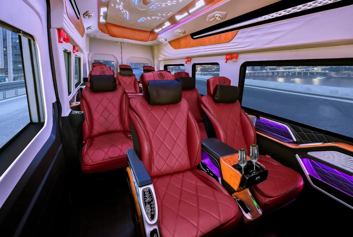 DCar Hạng Thương Gia